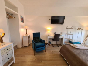 Le Dimore del Gufo B&B and Apartments Suite